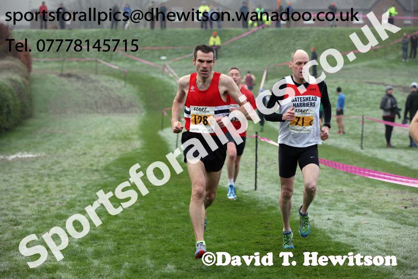 Veterans race, Durham Cathedral Cross Country Relays. Photo: David T. Hewitson/Sports for All Pics